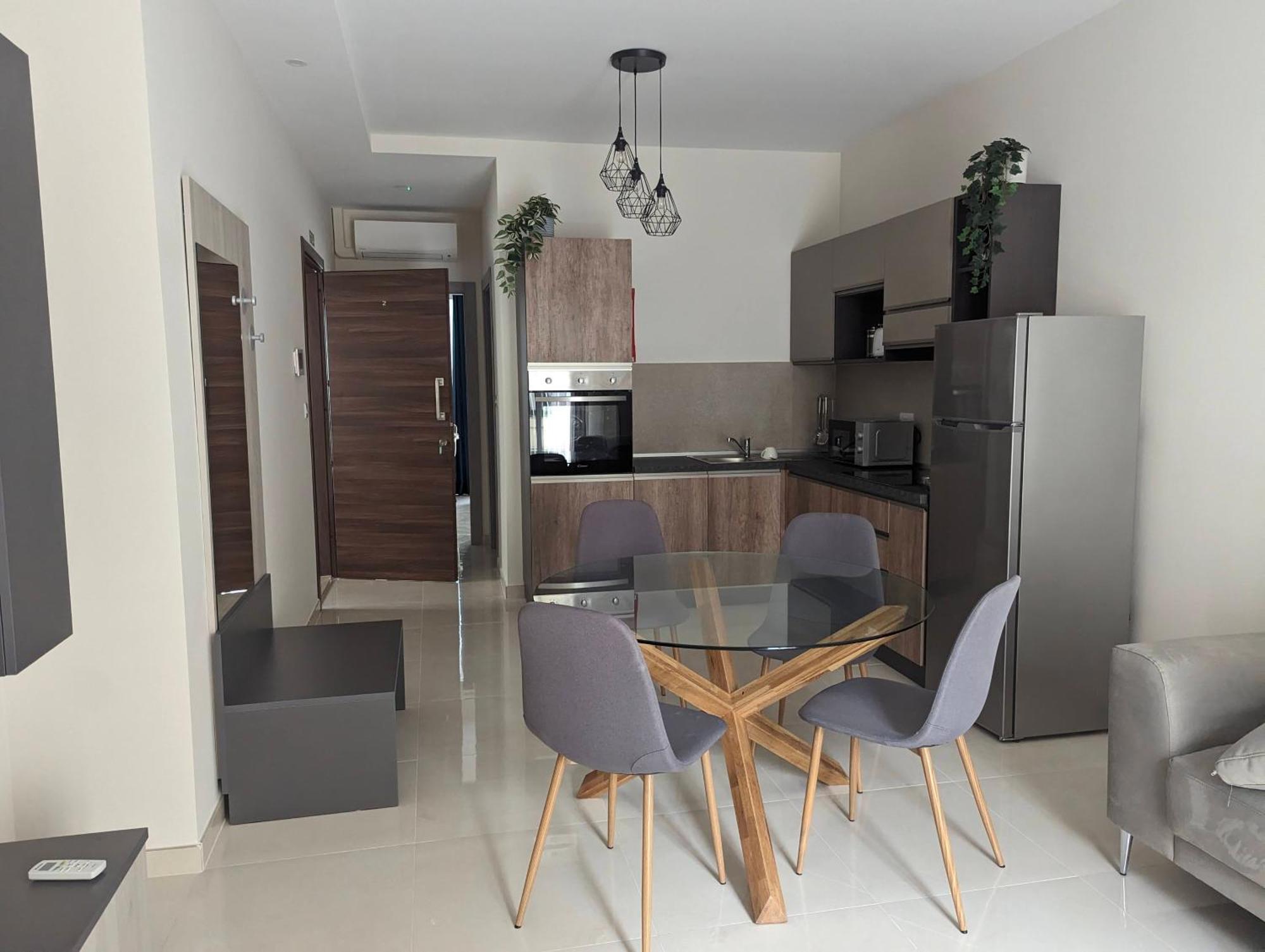 Edka Suites - Modern Sunlit 2Bd Apartments With Balconies - Close To Sliema Promenade, St Julian'S & St Georges Bay Gzira Bagian luar foto