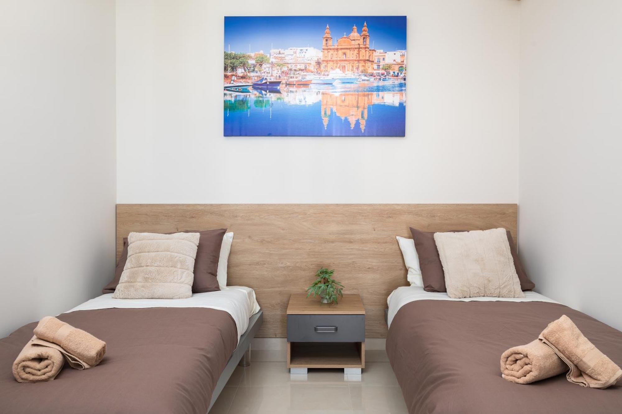 Edka Suites - Modern Sunlit 2Bd Apartments With Balconies - Close To Sliema Promenade, St Julian'S & St Georges Bay Gzira Bagian luar foto
