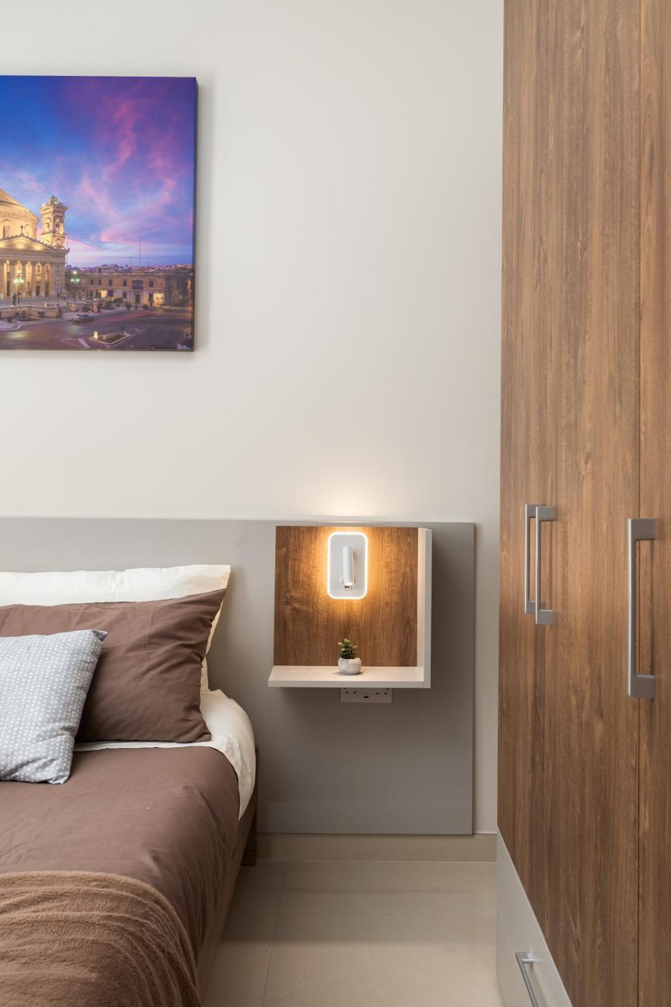 Edka Suites - Modern Sunlit 2Bd Apartments With Balconies - Close To Sliema Promenade, St Julian'S & St Georges Bay Gzira Bagian luar foto