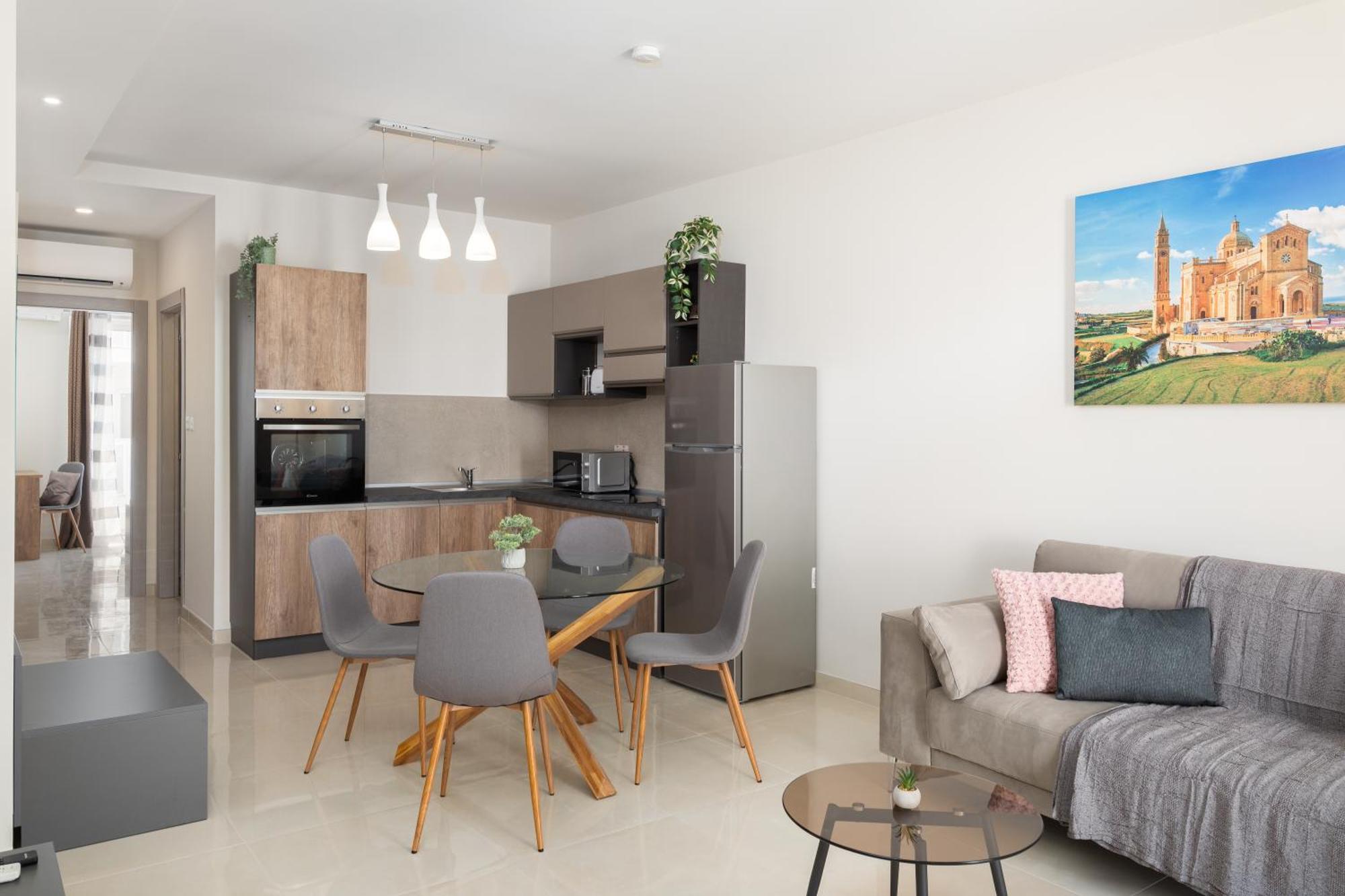 Edka Suites - Modern Sunlit 2Bd Apartments With Balconies - Close To Sliema Promenade, St Julian'S & St Georges Bay Gzira Bagian luar foto