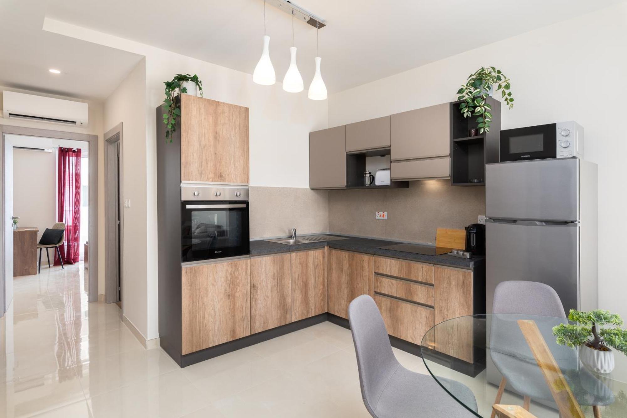 Edka Suites - Modern Sunlit 2Bd Apartments With Balconies - Close To Sliema Promenade, St Julian'S & St Georges Bay Gzira Bagian luar foto